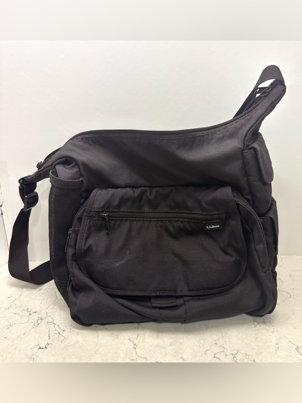 L.L.Bean Black Messenger Shoulder Cross Bag Laptop Diaper Bag With Pad